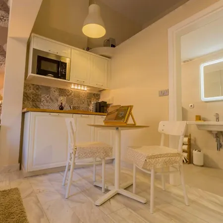 Apartman Studio Amfora *